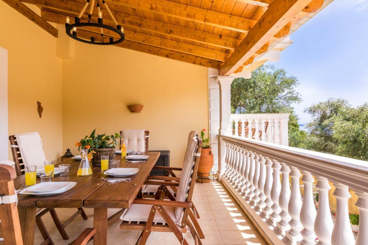 Villa Kortilles Pyrgi  Luaran gambar
