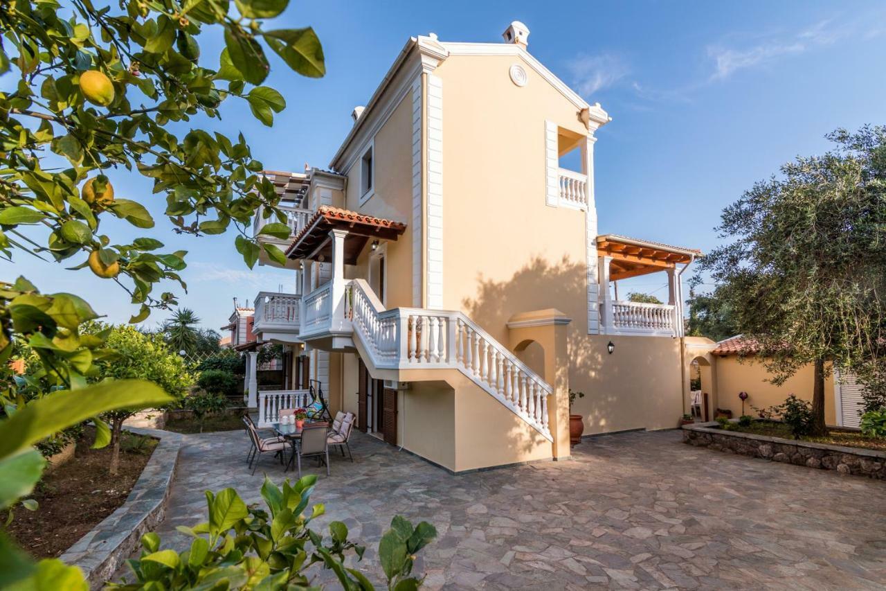 Villa Kortilles Pyrgi  Luaran gambar